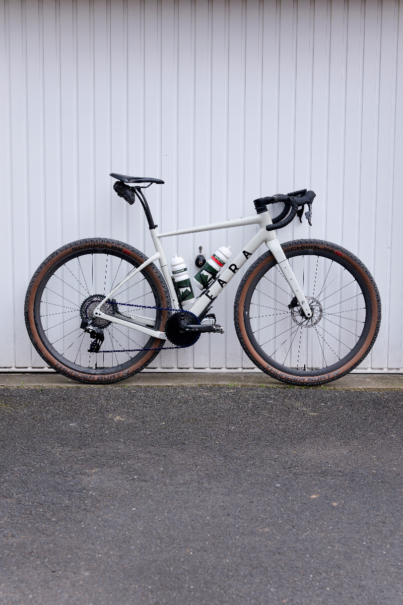 Fara Thunder snowflake 