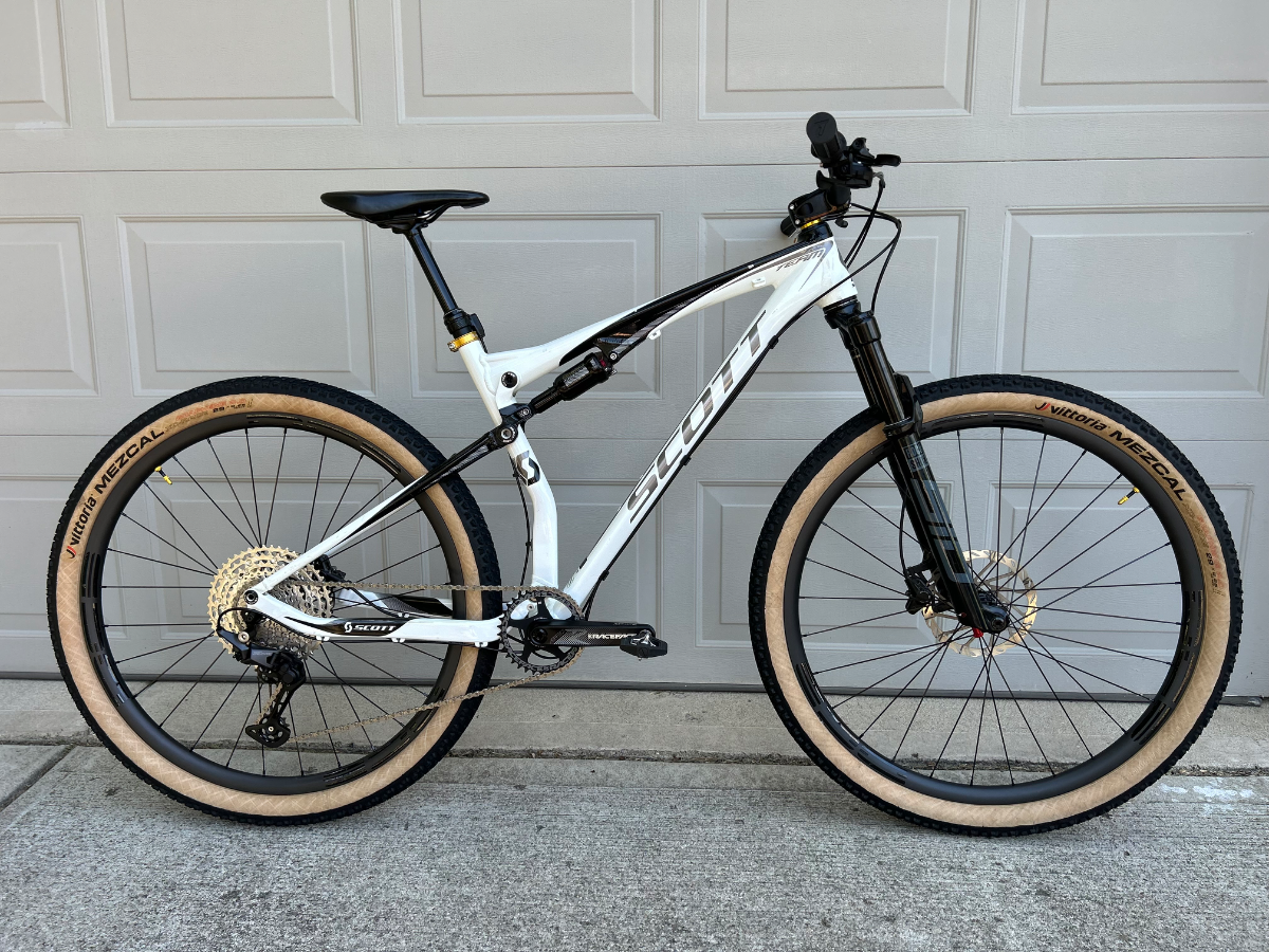 My son’s NICA race rig 2012 Scott Spark